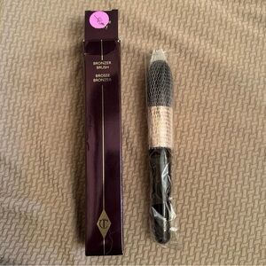 Charlotte Tilbury Bronzer brush